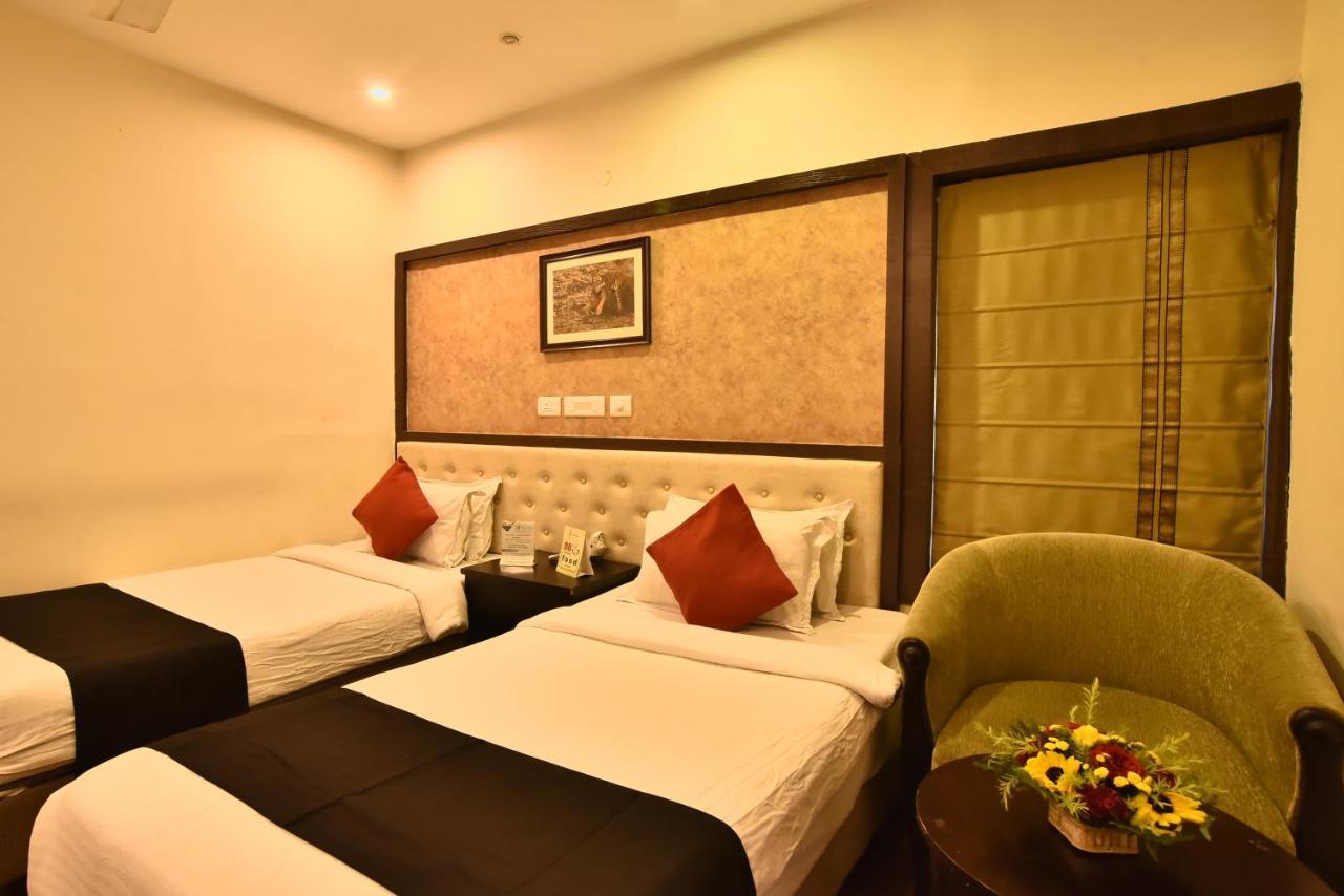 Casa Broadway-A Boutique Hotel Колката Екстер'єр фото