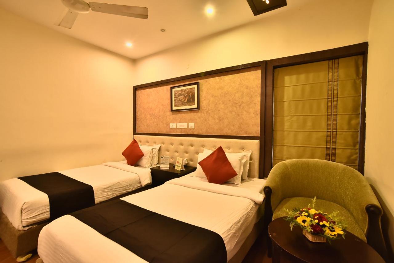 Casa Broadway-A Boutique Hotel Колката Екстер'єр фото