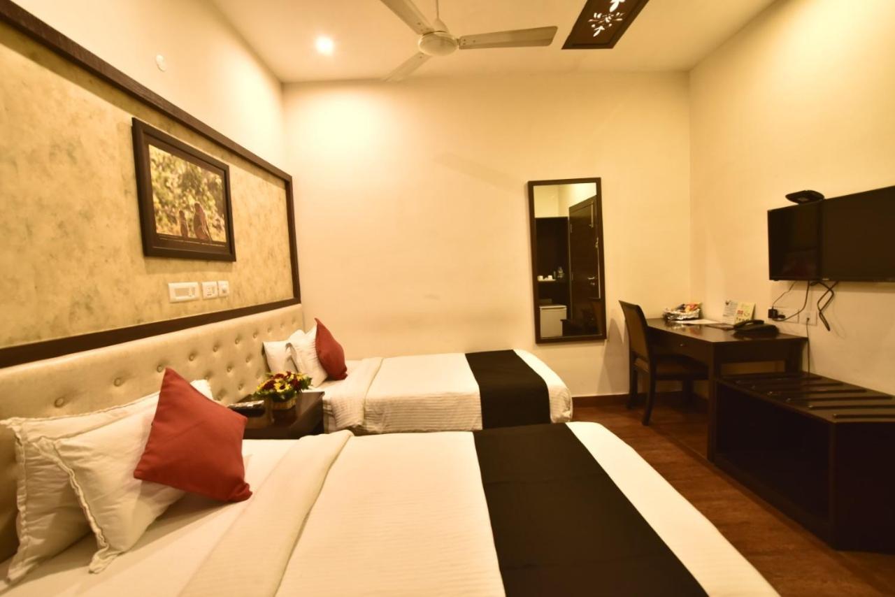 Casa Broadway-A Boutique Hotel Колката Екстер'єр фото