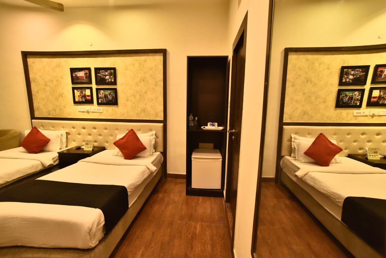 Casa Broadway-A Boutique Hotel Колката Екстер'єр фото